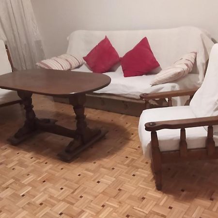 Uroczy Apartament Z Bezplatnych Parkingiem Warschau Exterior foto